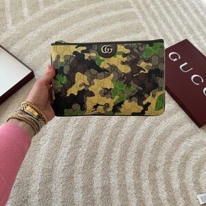 Gucci Camo Pouch, Brand New w/ gift wrap